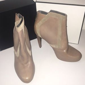 🆕*️⃣Calvin Klein booties